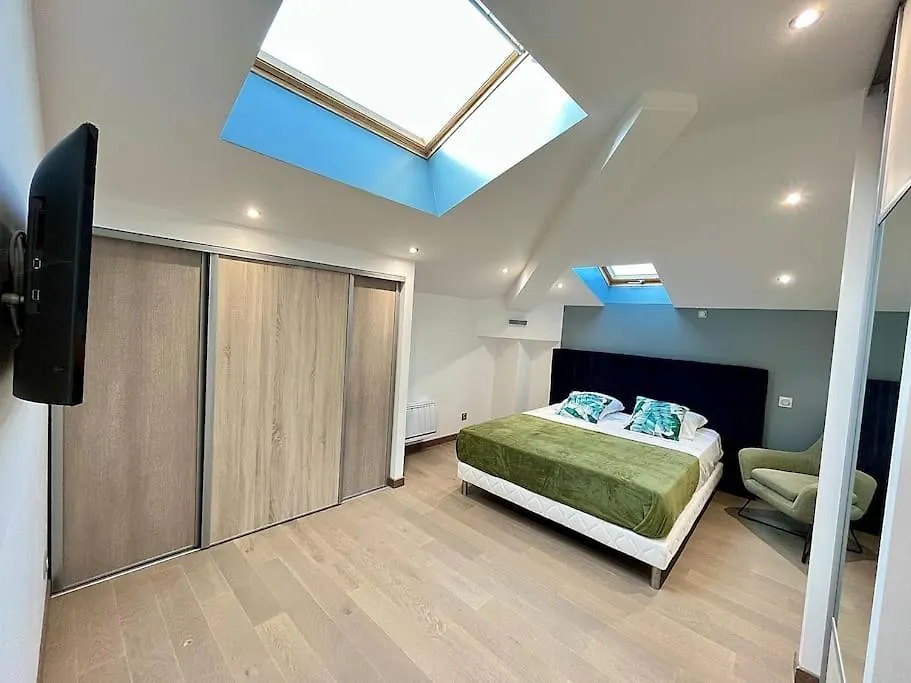 Magnifique Duplex Avec Terrasse Apartment Meyrie 0*,